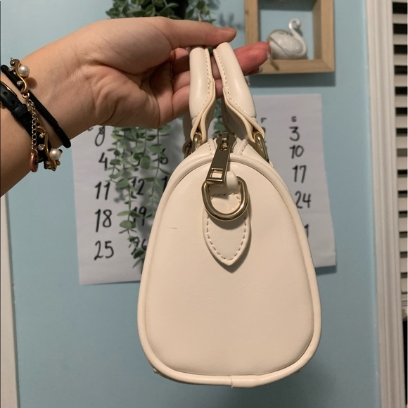 White Mini Purse - Picture 2 of 4
